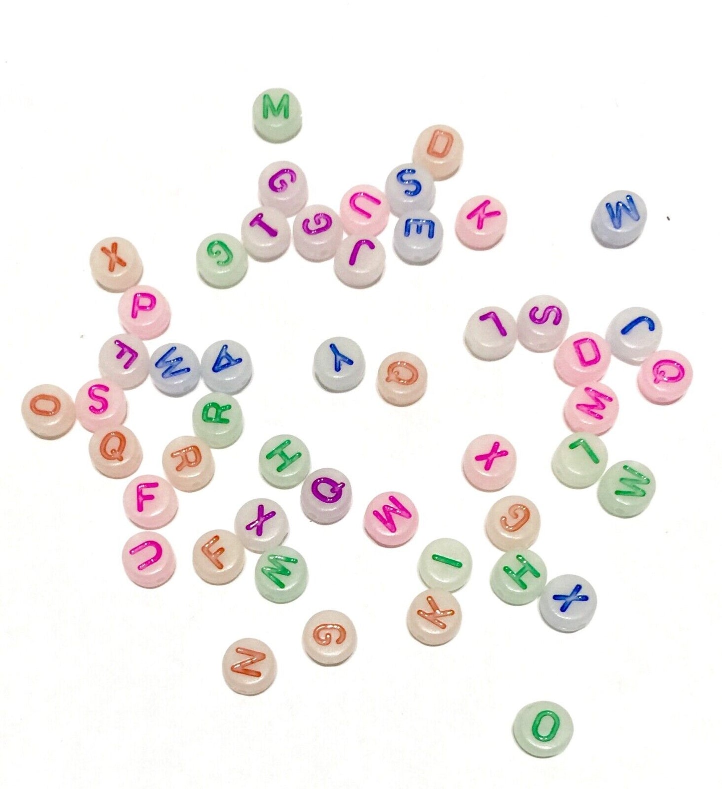 200x English Letter 6mm-7mm Flat Round Beads for Jewellery Making