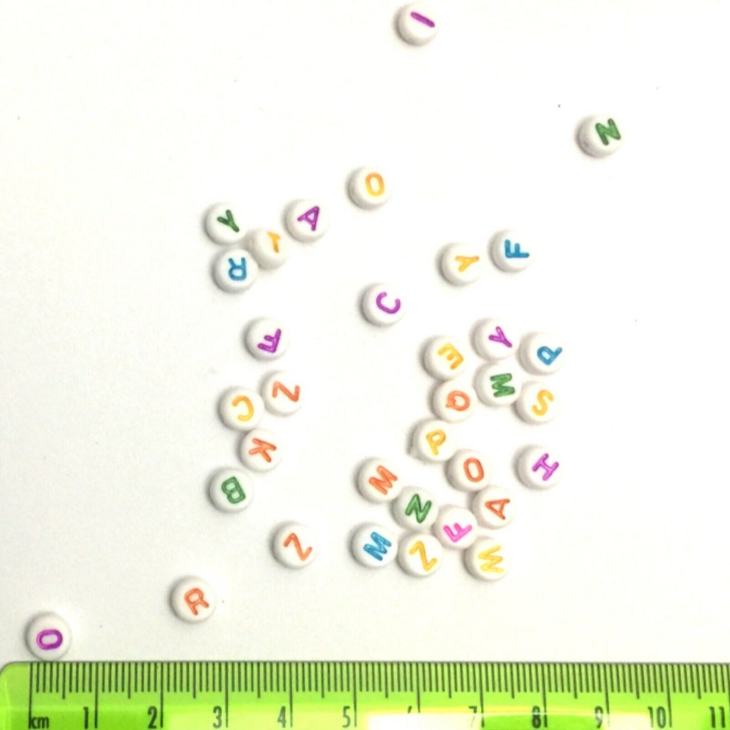 200x English Letter 6mm-7mm Flat Round Beads for Jewellery Making