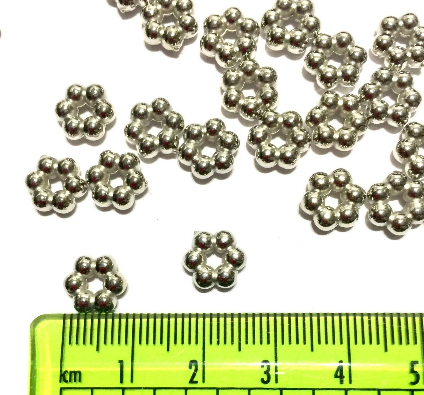 200x Silver or Gunmetal 9mm Acrylic Spacer Beads