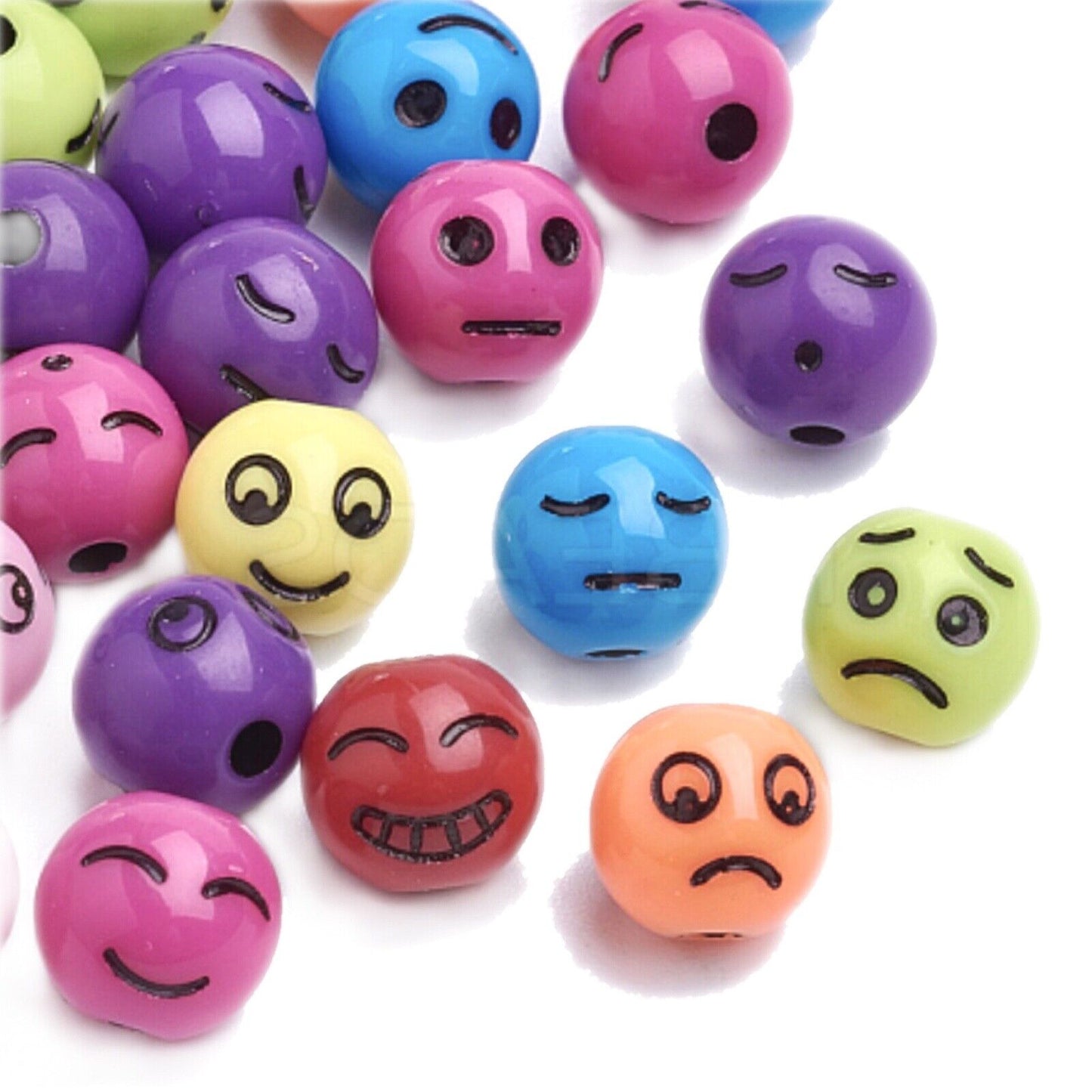 100x Expressive Round Ball or Cube Shaped Beads for Jewellery Making