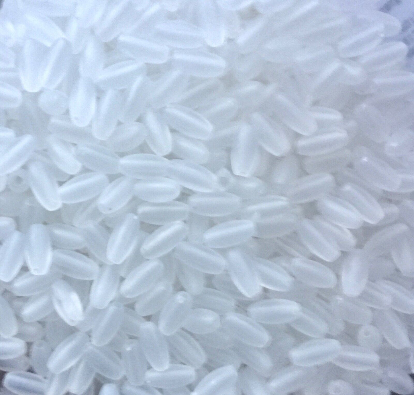 200pcs Rice Pearl 8mmx4mm Acrylic Beads for Jewellery and Sewing Craft
