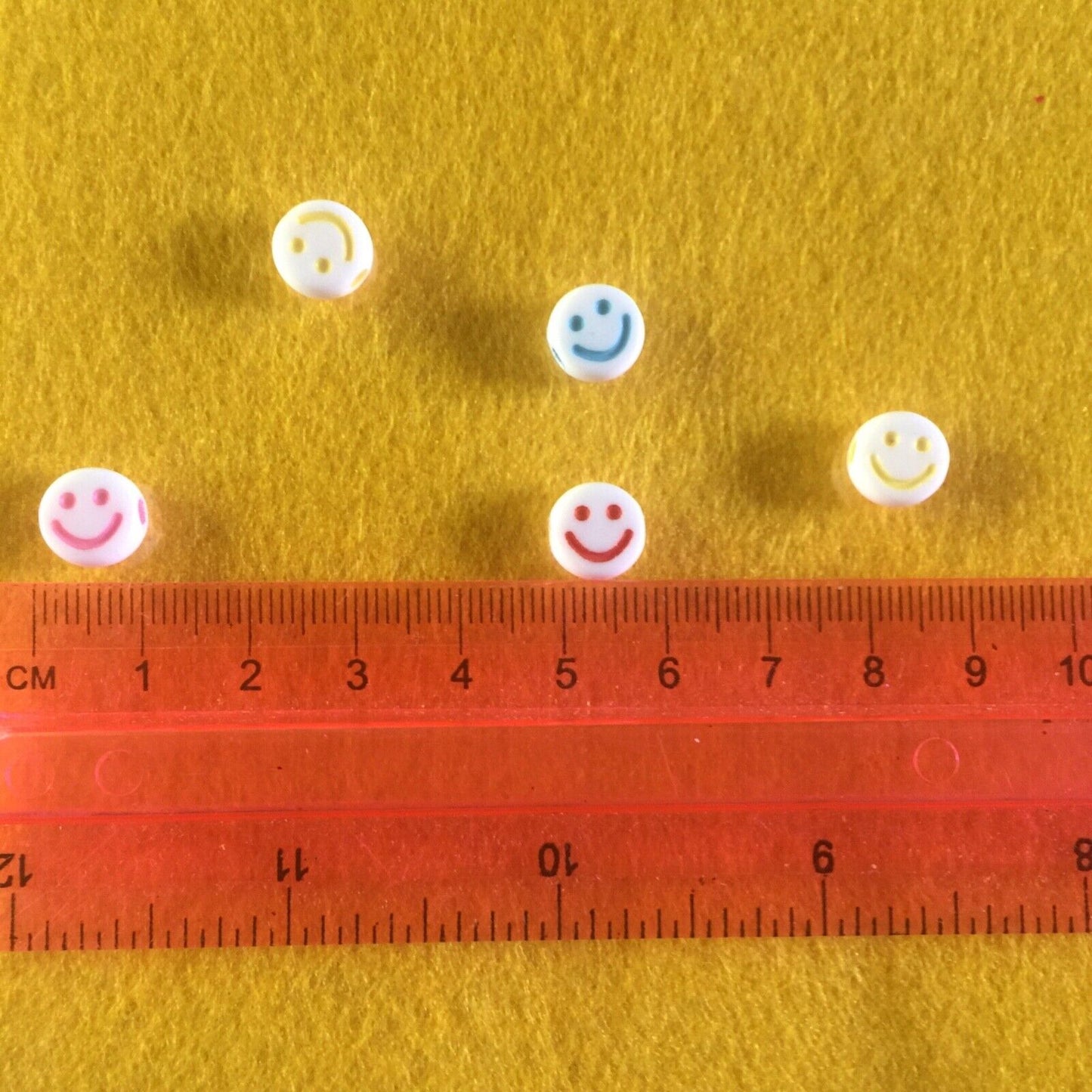 50x Smiling Flat Round Disc Beads 10mmx5mm for Jewellery Making
