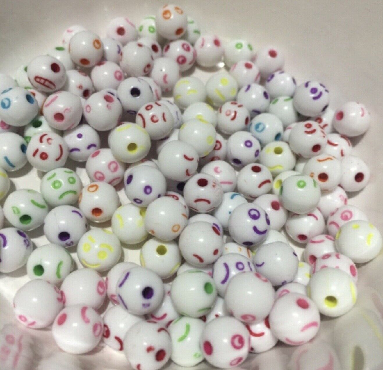 100x Expressive Round Ball or Cube Shaped Beads for Jewellery Making