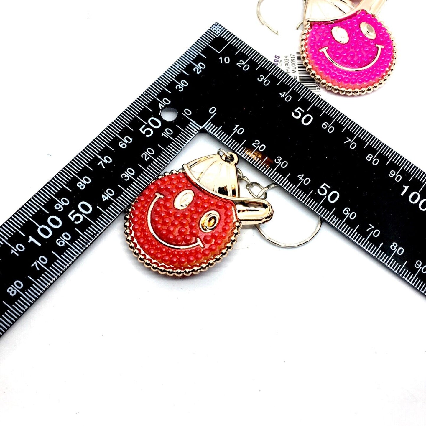 1x Fancy Keyring - Pick Your Design (Smiling, Umbrella, Mouse, Monkey or Penguin)
