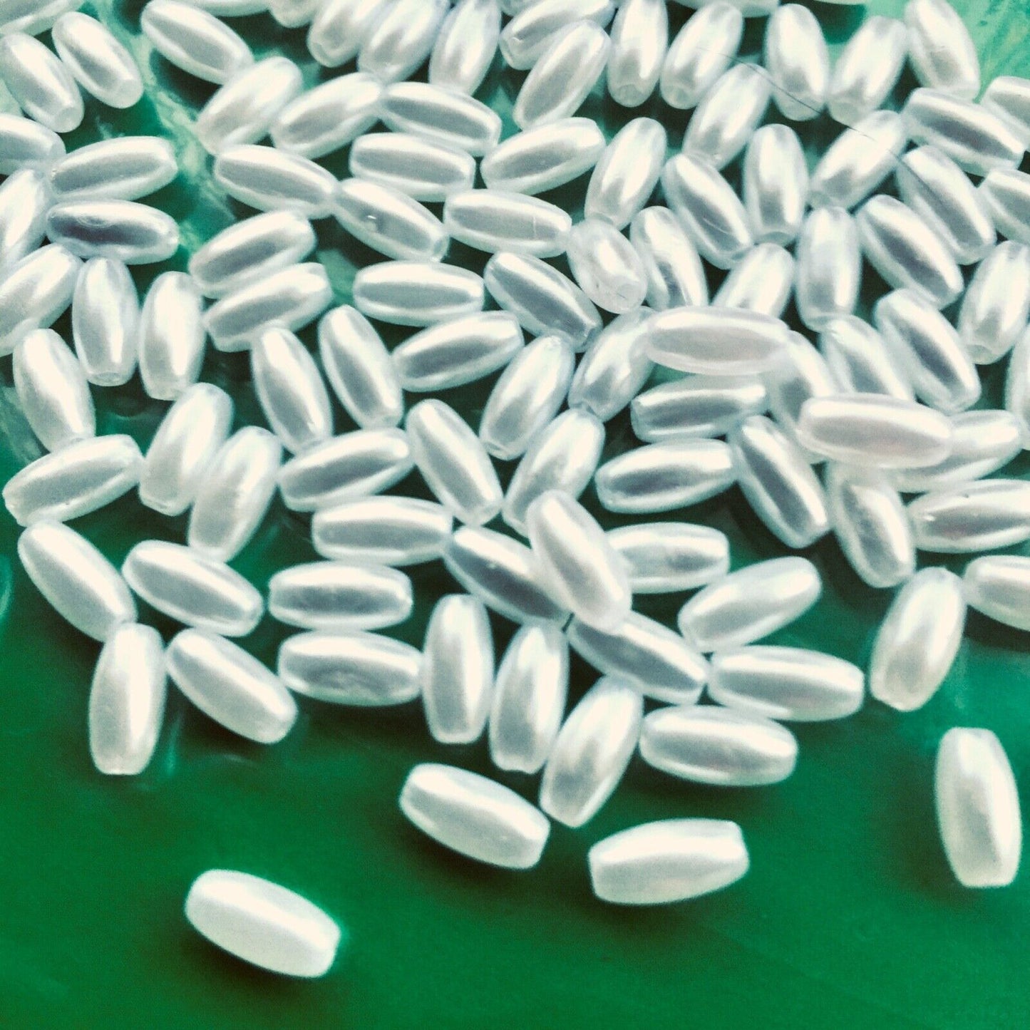 200pcs Rice Pearl 8mmx4mm Acrylic Beads for Jewellery and Sewing Craft