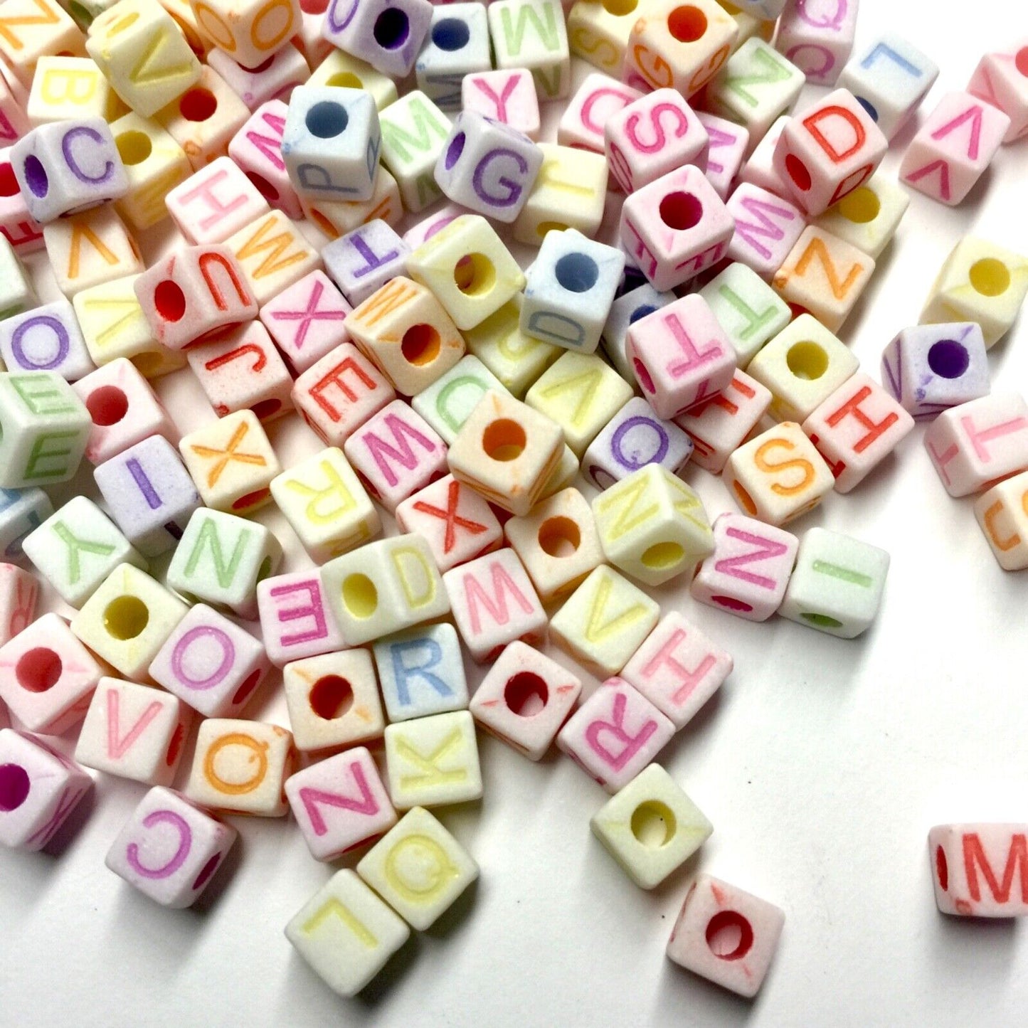 200x Cube Letter Acrylic Beads for Jewellery Making - Pick Your Colour