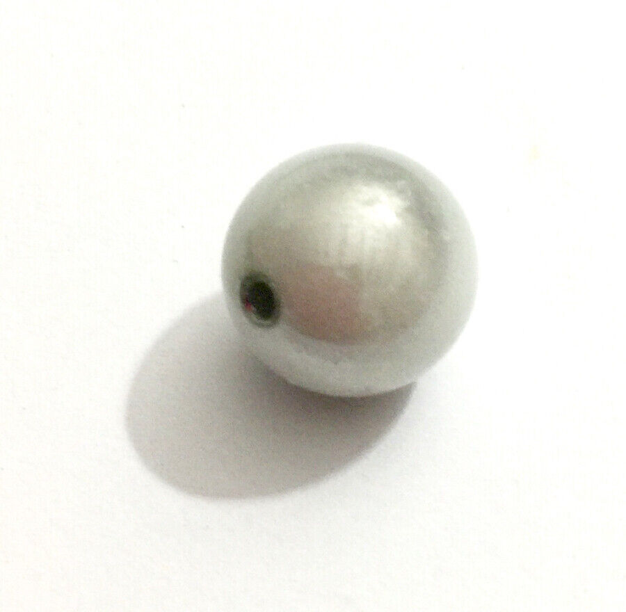 10x Silvery White 14mm Large Miracle Beads