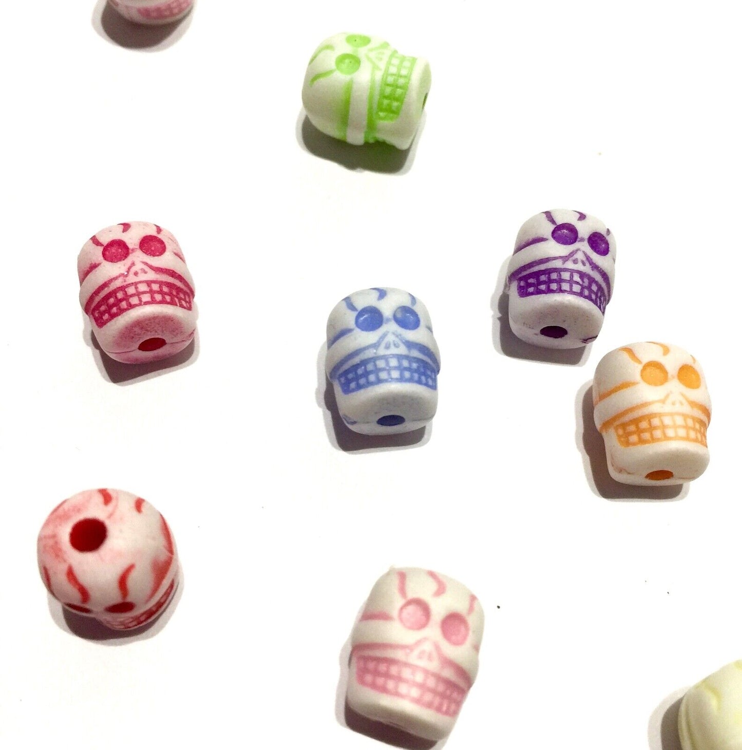 30x Multi Colour 11mmx9mm Skull Acrylic Beads for Jewellery Making