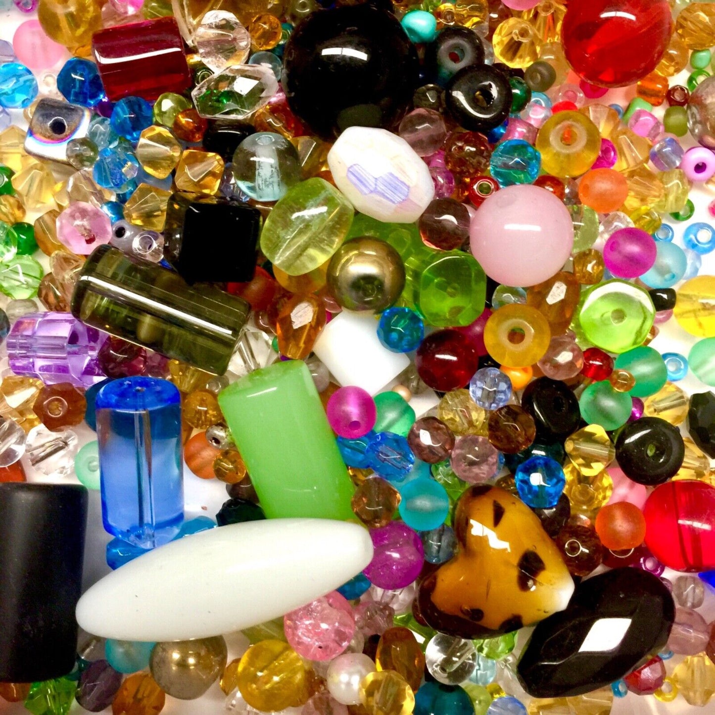 1 Pack of 200grams (over 1000pcs) 3mm-40mm Multi Colour Mix Shapes Glass Beads