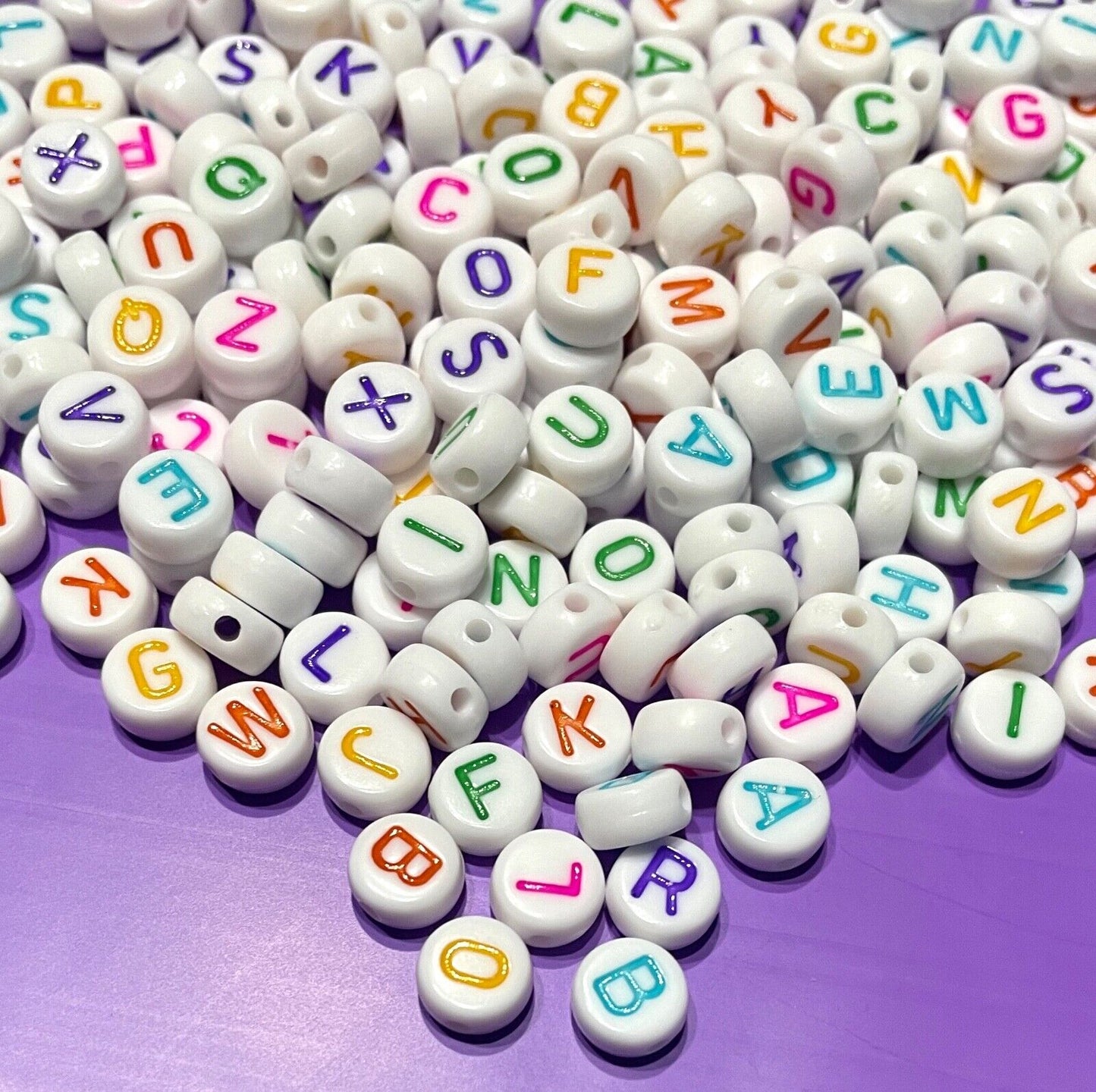 200x White Colour English Alphabet Multicolour Letter 7mm Flat Round Beads