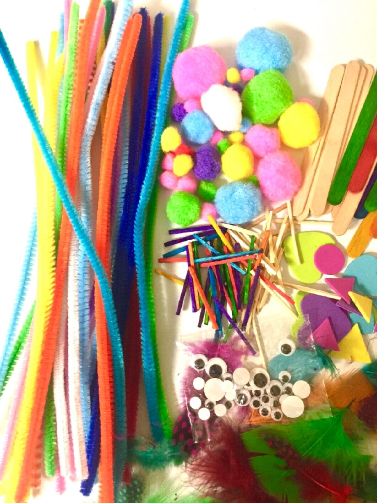 1x Pack MixColours 300 Plus Assorted Craft Item Bumper Pack Kit Set