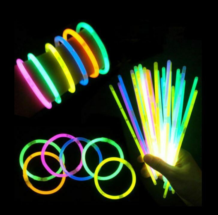 80x Glow in the Dark Multicoloured 8 inch Stick