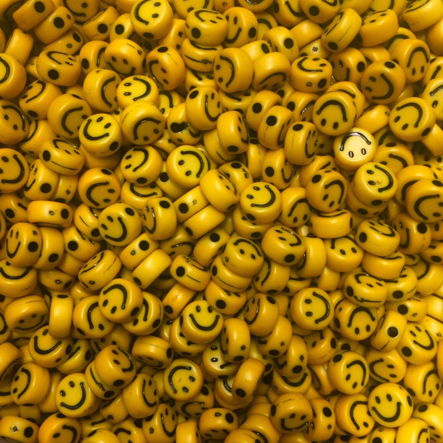 100x Smiling 7mm Acrylic Beads for Jewellery Making - Pick Your Colour