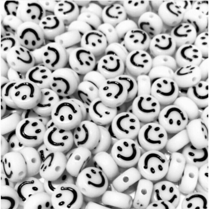 100x Smiling 7mm Acrylic Beads for Jewellery Making - Pick Your Colour