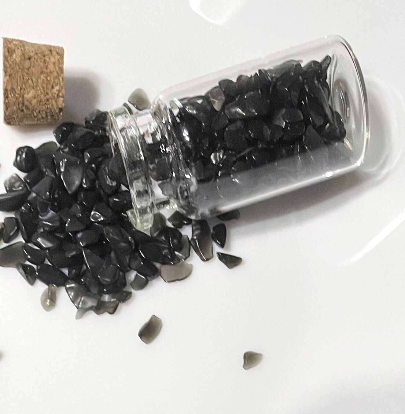 1x Wishing Bottle with Natural Stone Gemstone Chakra Crystal Chips Nuggets