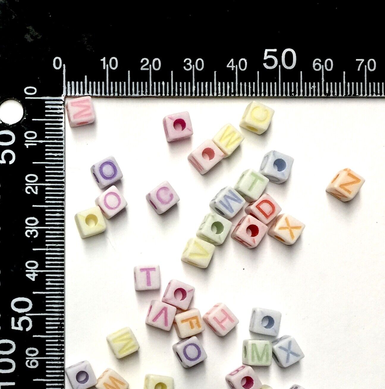 200x Cube Letter Acrylic Beads for Jewellery Making - Pick Your Colour