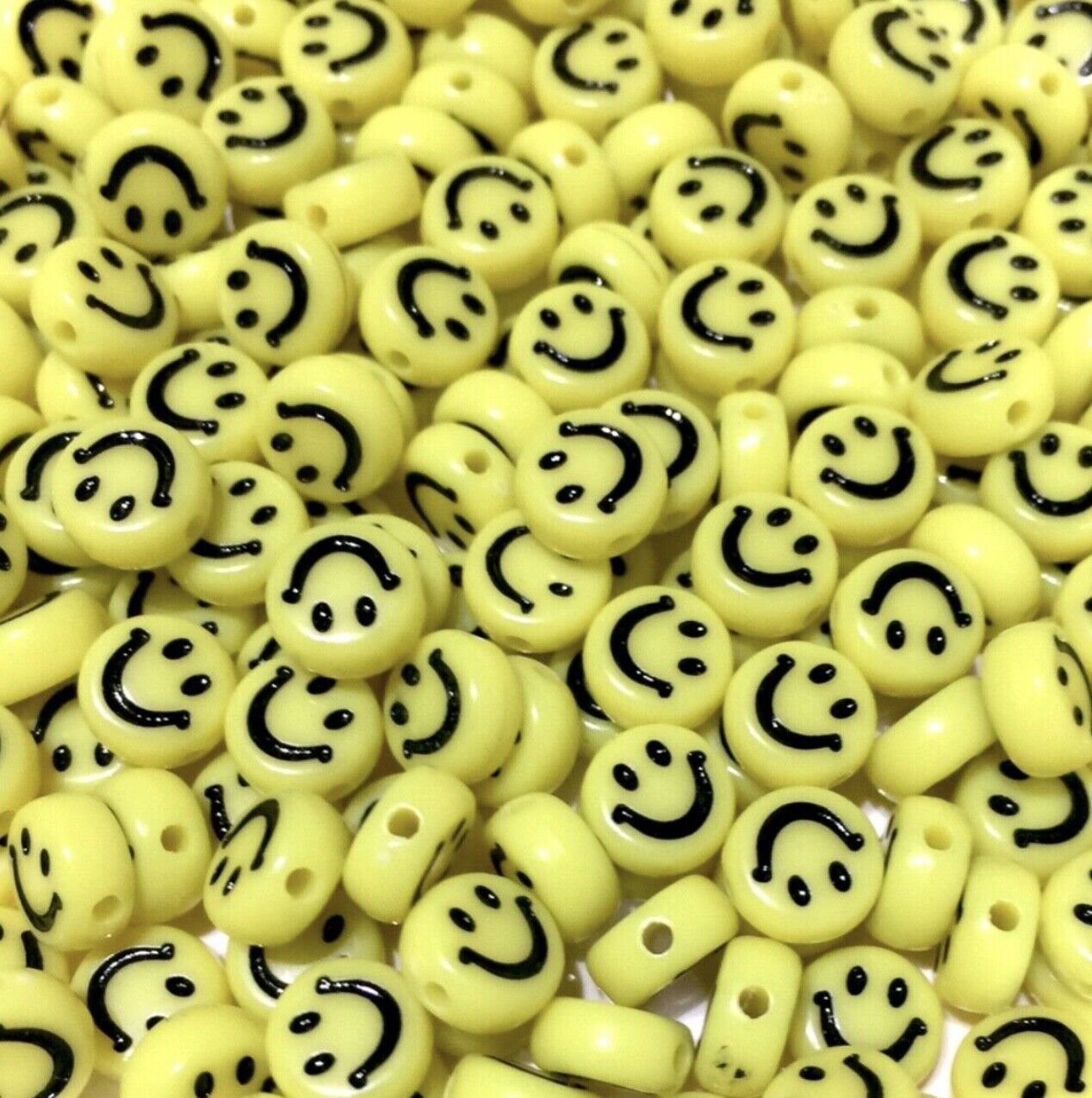 100x Smiling 7mm Acrylic Beads for Jewellery Making - Pick Your Colour