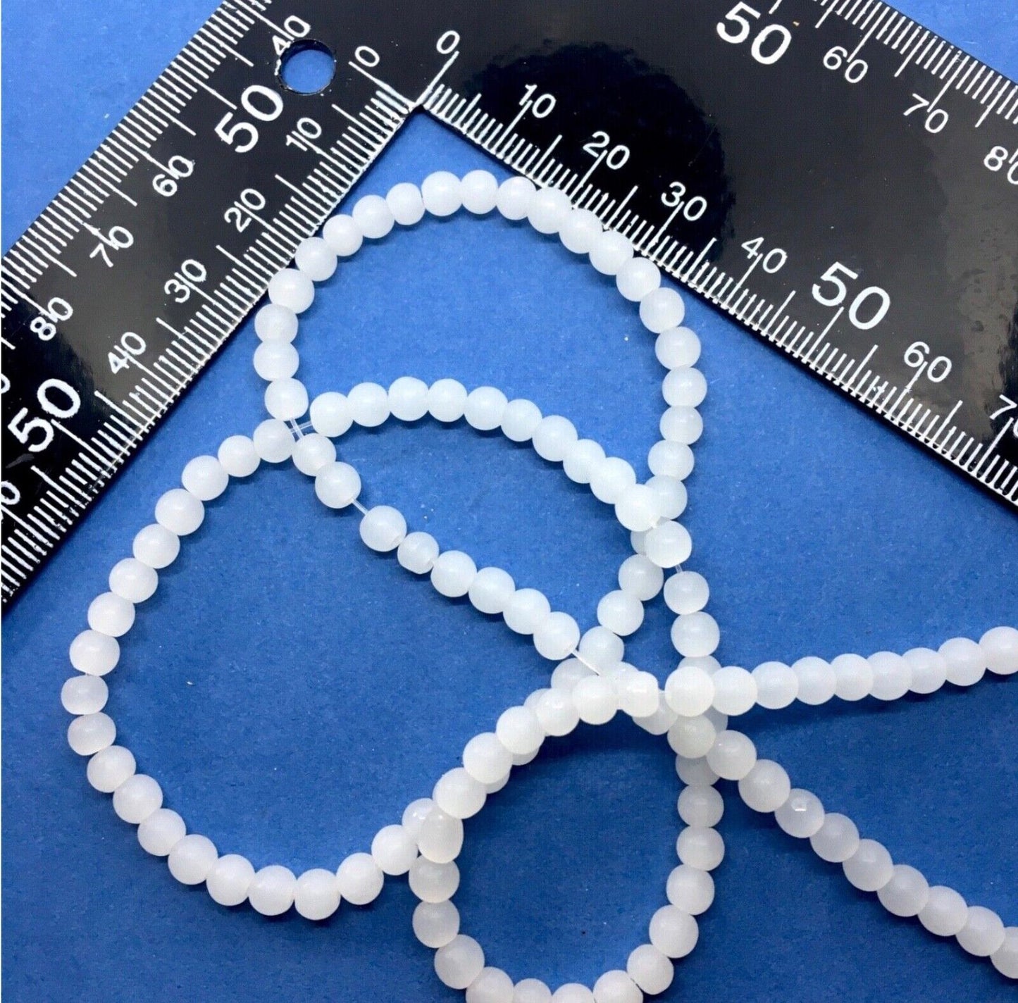 1 strand Cloudy White 4mm Resin Beads (About 196 pcs)