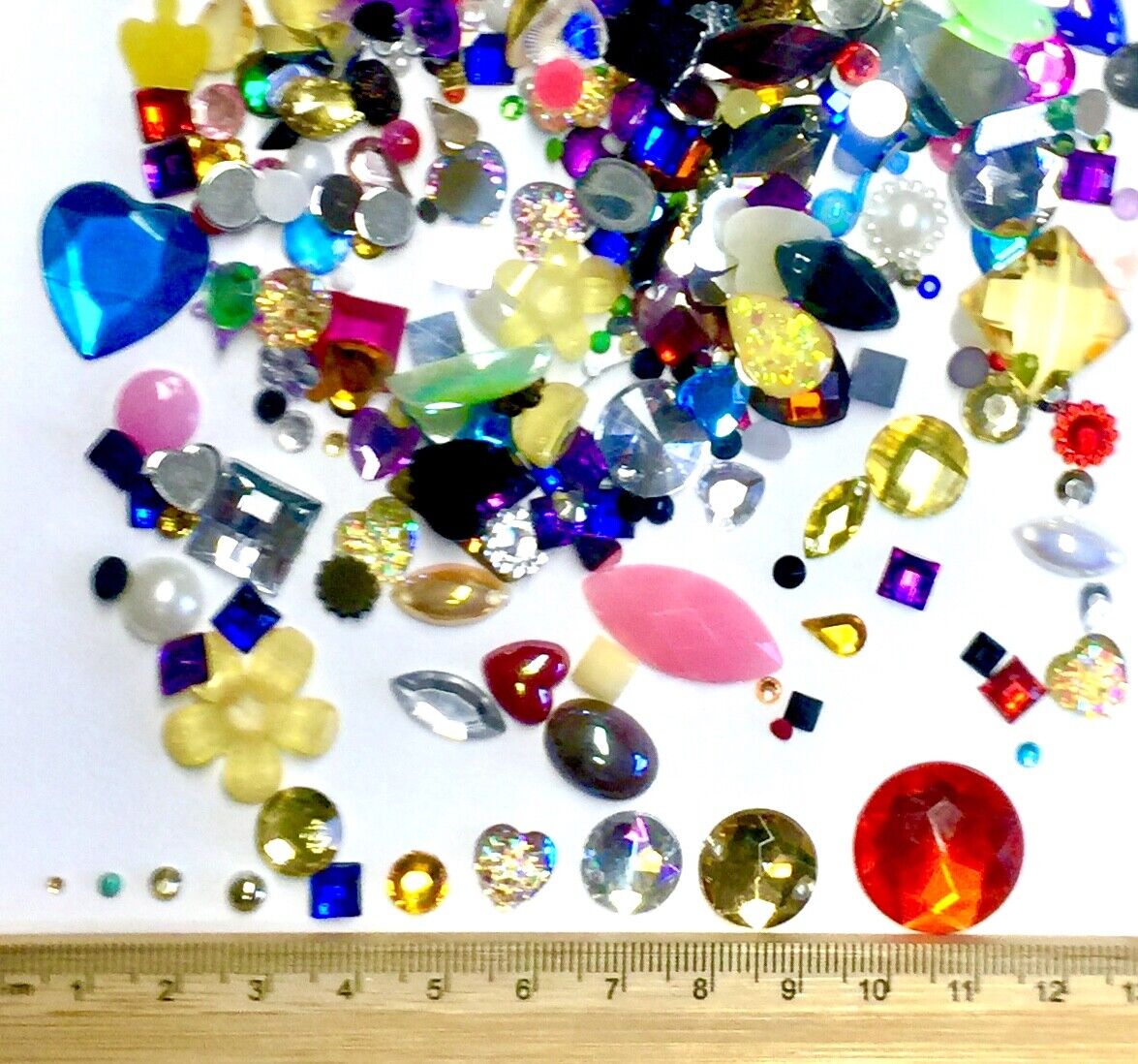 50g Loads of Mix Colours Mix Sizes Rhinestone Cabochons for Crafting