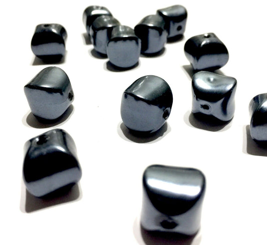 15x Metallic Black Beveled Rounded Cube 12mm Acrylic Beads for Jewellery Making