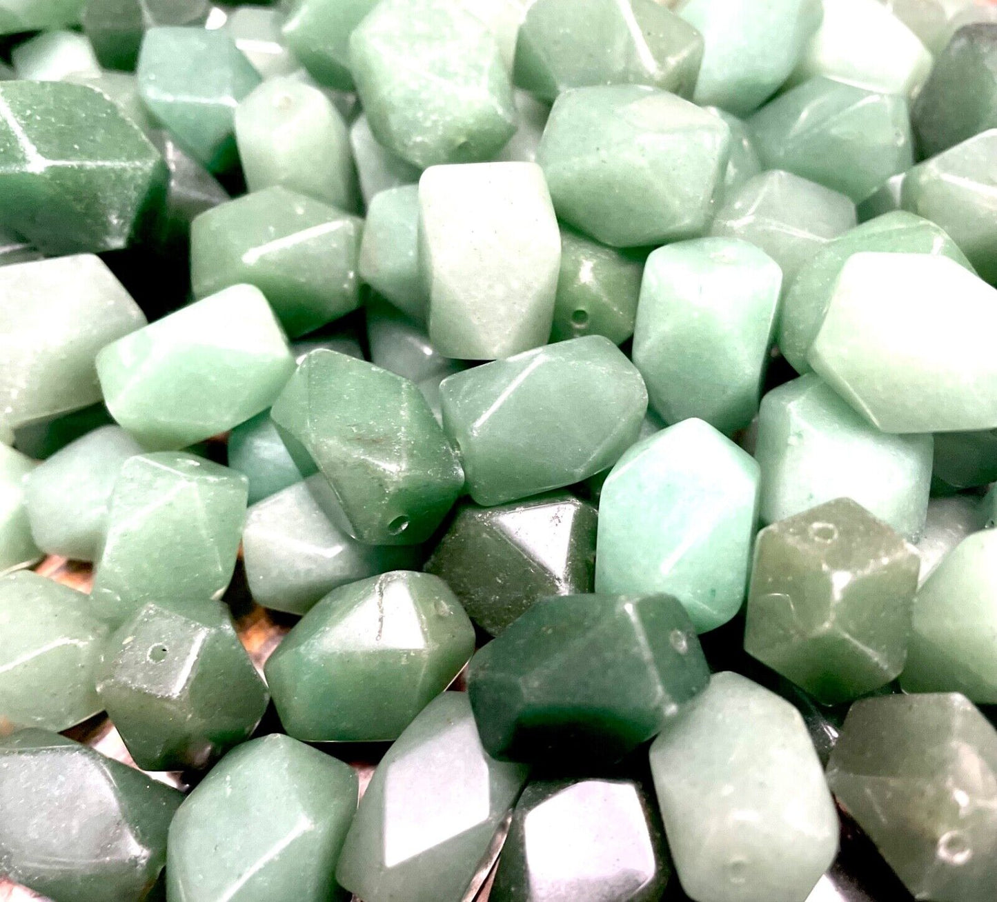 12 pcs Polygon Green Aventurine 16mm to 18mm Natural Stone Beads